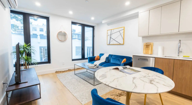 149bk-202 New Condo 1BR in Prime Greenpoint Brooklyn