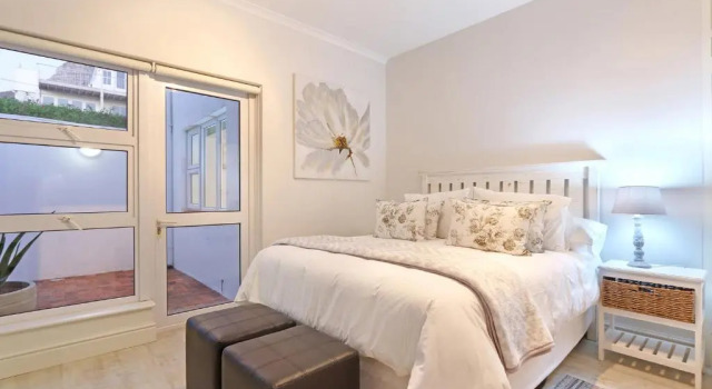 Апартаменты Camps Bay Beach Apartment