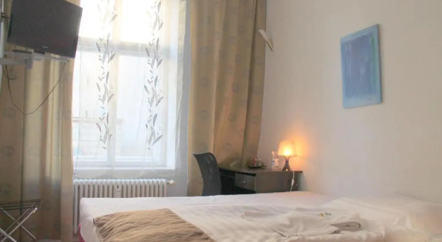 Standart çift kişilik oda Hotel Amelie Berlin