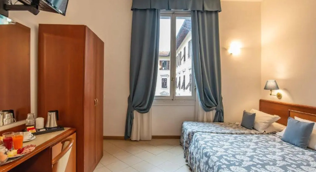 Трёхместный номер Hotel Bonifacio