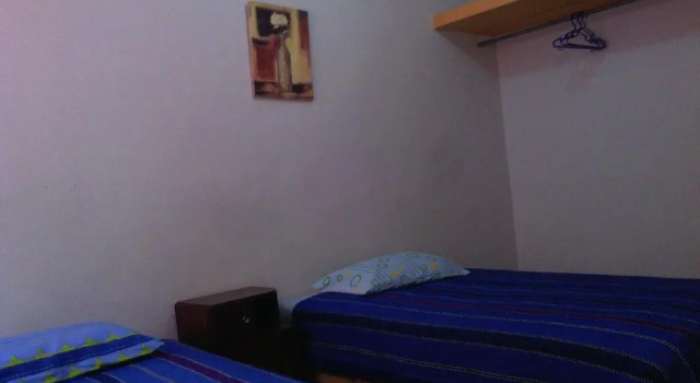Standard Twin room Brabant Hostal