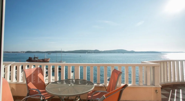 Двухместные апартаменты Comfort с балконом Kaja - right next to the beach