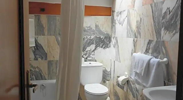 Standard Neljän hengen huone Hotel Narcea