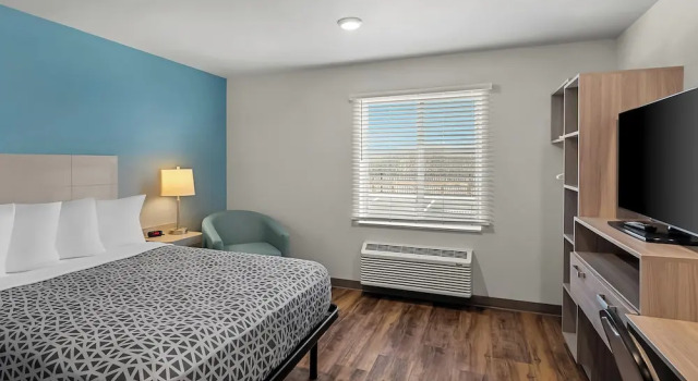 Двухместный люкс Woodspring Suites Newington - Hartford South