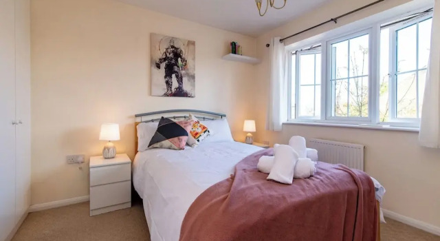 Mandarin Styles 3 Bedroom W/garden in Derby, Забронировать Отель Дерби Дербишир