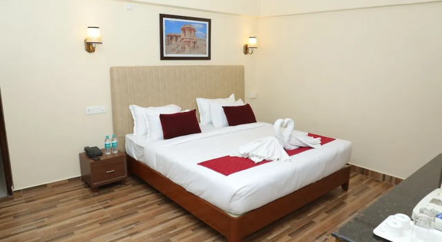 Номер Deluxe Gadiraju Palace Convention Centre & Hotel