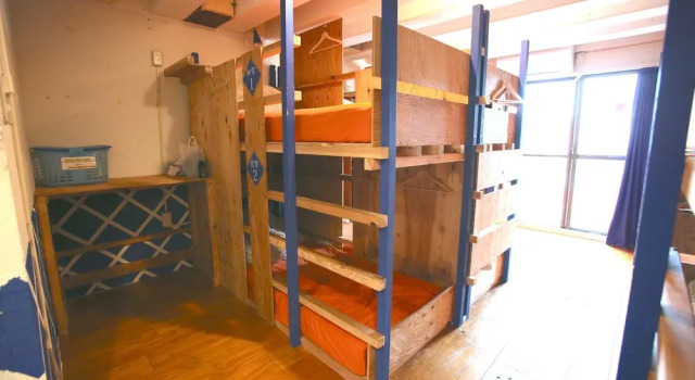 Кровать в общем номере (женский номер) Yadoya Guest House Orange - Hostel