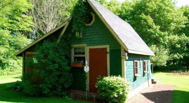 Коттедж Standard Bugaboo Cottages