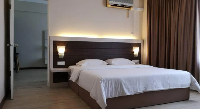 Люкс Superior Somerset Hotel