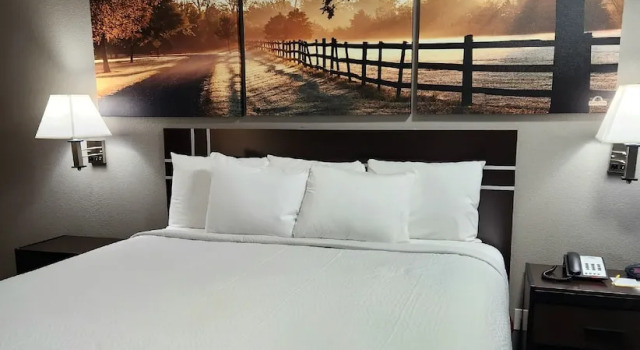 Двухместный номер Standard Days Inn by Wyndham Sulphur LA
