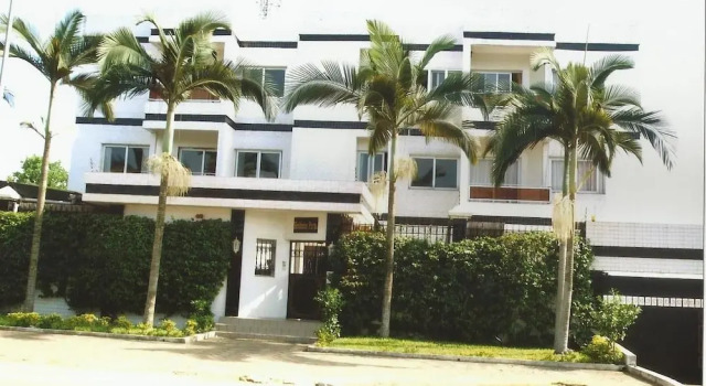Résidence PIETRA, Prenota Residence Hotel a Abidjan con piscina, Piscina