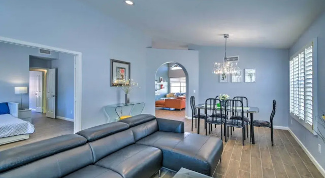 Коттедж Private Patio, Gas Grill: Stylish Phoenix Home!