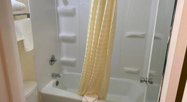 Номер Standard Americas Best Value Inn Danville