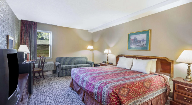 Двухместный люкс Travelodge by Wyndham Winchester