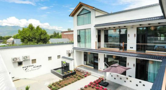 Suijing Inn, Prenota Hotel Hotel a Xinjiang con parcheggio, Parcheggio