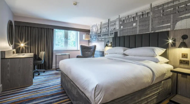 Двухместный семейный номер Deluxe DoubleTree by Hilton Bristol South - Cadbury House