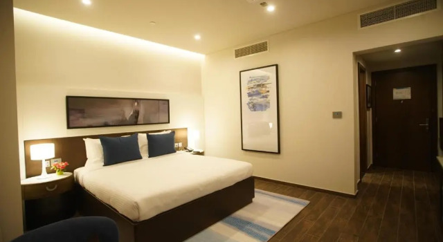 Camera Standard C - Hotel and Suites Doha