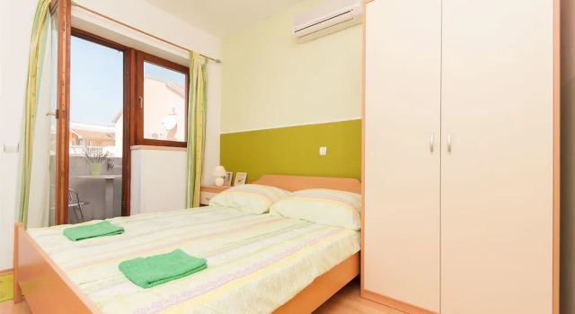 Apartment and Rooms Sanja Vodice