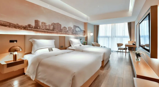 Mercure Yibin Port, Book Hotel Hotels in Yibin with Parking, Parking