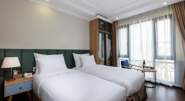 CBon Hotel Do Quang, Забронировать Отель Отели Кау Гиай с парковкой, Парковка