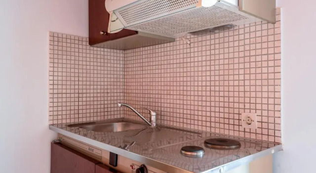 Апартаменты Apartment4 50 metres from THE Sea 'NEW LISTING'