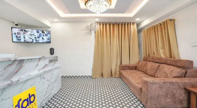 FabHotel Redmoon Suites - Near Brookefield / Marathahalli Bridge, Rezervovat Hotel Hotely v Bangalore s parkováním, Parkování