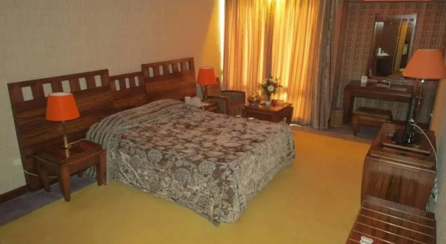Homa, Book Hotel Bandar Abbas Iran