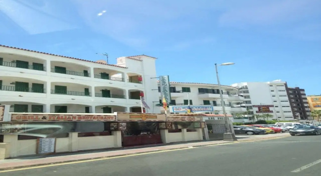 Apartment in Maspalomas - 104623 by MO Rentals, Забронировать Апартаменты/квартира Отели Плайя дель Инглес с бассейном, рядом с Экуменический храм Эль-Сальвадор, Бассейн