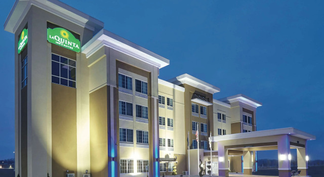 La Quinta Inn & Suites by Wyndham Springfield IL, Đặt Khách sạn Khách sạn ở Springfield bao gồm bữa sáng, Bữa sáng