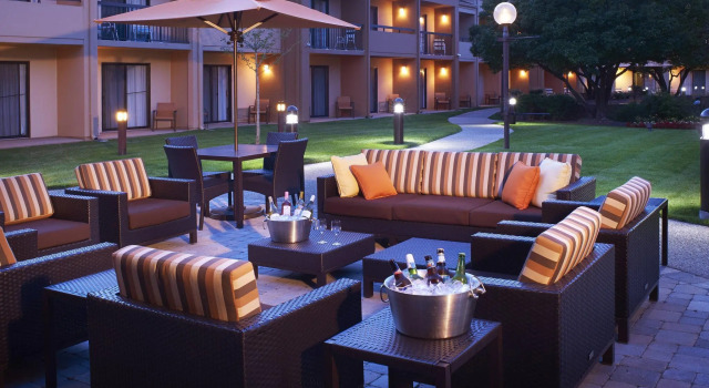 Люкс Courtyard Chicago Arlington Heights/South