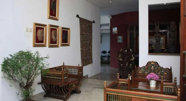 OYO 171 Lotus Art Garden Hotel, Book Hotel Hotels in Cimenyan with a Pool, Swimming Pool