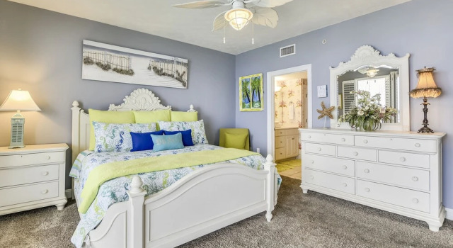 Treasure Island 2201, Book Hotel Hoteller i Lower Grand Lagoon med parkering, Parkering