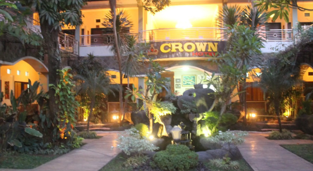 Crown Hotel
