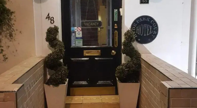 Hyde Park Court Hotel
