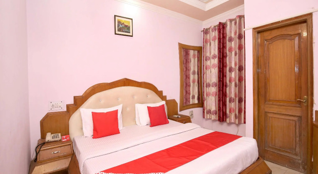 OYO 14029 Hotel Yogesh, Book Hotel Baddi North Zone