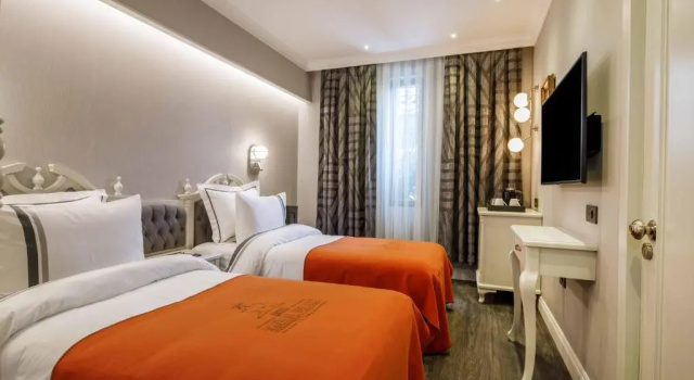 Twin Ground Floor room Amiral Palace Hotel