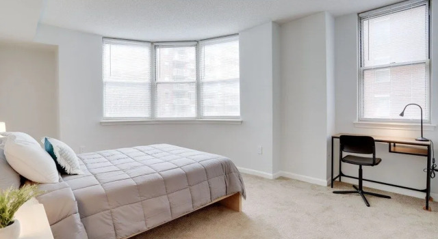 Spacious 2BR Condo at Ballston