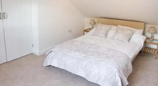 Kipper's Corner, Book Hotel Uttoxeter 