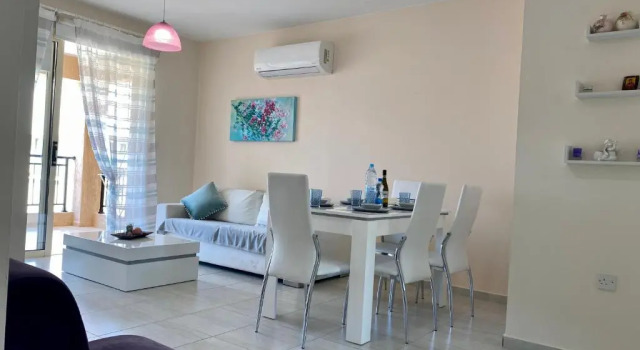 Royal Seacrest A203 Sea View Apartment, Boek Appartement Hotels in Paphos met parkeren, in de buurt van Faros Beach, Parkeren