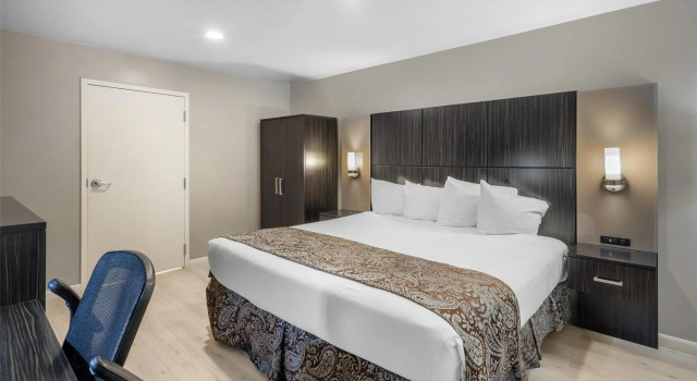 Двухместный номер Standard SureStay Plus by Best Western Santa Clara Silicon Valley