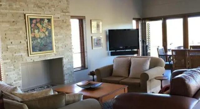 Plettenberg Bay Getaway, Забронировать Отель Отели и гостиницы Плеттенберг-Бей, рядом с Plettenberg Bay Global Village, Отель