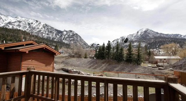 Parkview Unit B2, Забронировать Отель Отели Орей с парковкой, рядом с Bear Creek National Recreation Trail, Парковка