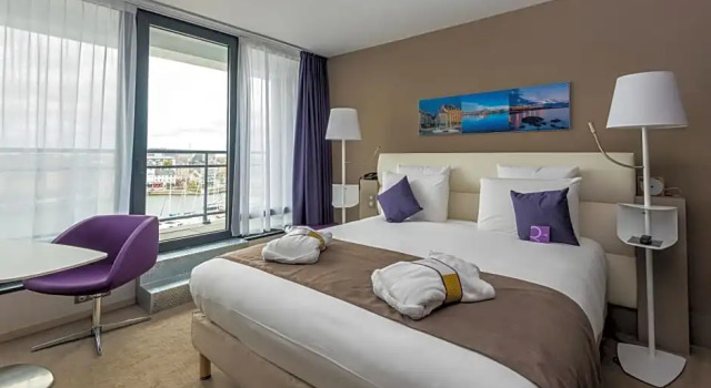 Номер Standard с балконом Mercure Cherbourg Centre Port