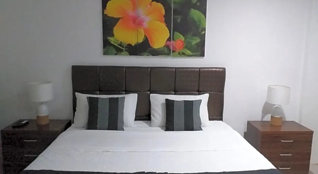 Summerhayes Lodge Room1, Забронировать Отель Дасмариньяс Лусон