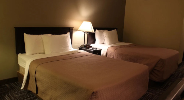Двухместный люкс Superior Sunlac Inn Devils Lake