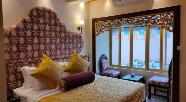 The Neeraj Ganga Heritage Palace, Boek Hotel Hotels in Rishikesh met parkeren, Parkeren