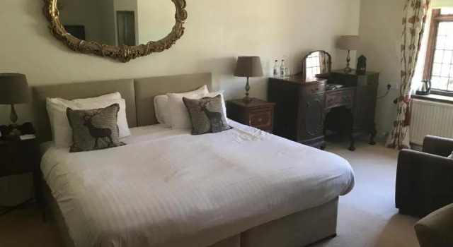 Двухместный номер Superior Seckford Hall Hotel & Spa