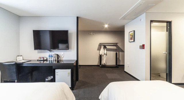 Трёхместный номер Standard Gangneung Tourist Hotel