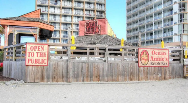 A Place at The Beach 9540-2H, Забронировать Отель Отели Миртл-Бич с бассейном, рядом с Glen Dornoch Waterway Golf Links, Бассейн
