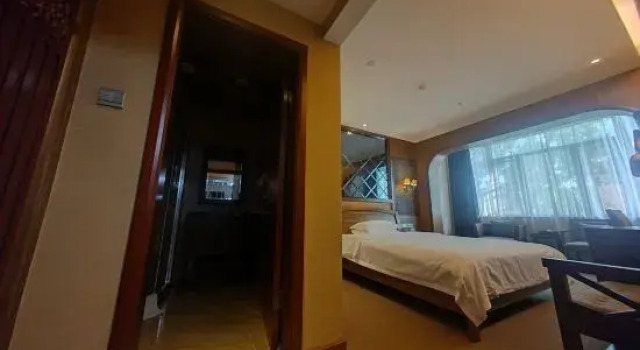 Business Suite Ruijin Hotel